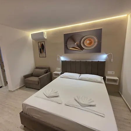 Veliaj Apartment