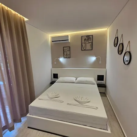 Veliaj Apartament Ksamil