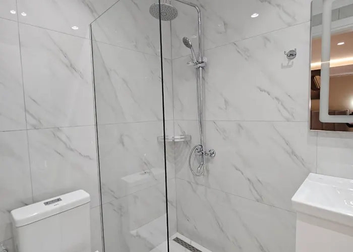 Veliaj Apartment