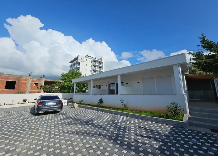 Veliaj Apartment Ksamil