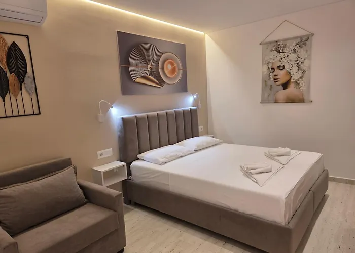 Veliaj Apartment