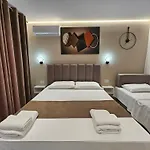 Veliaj Ksamil