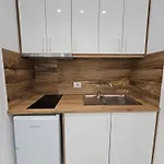 Apartman Veliaj