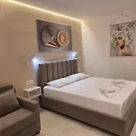 Veliaj Apartman