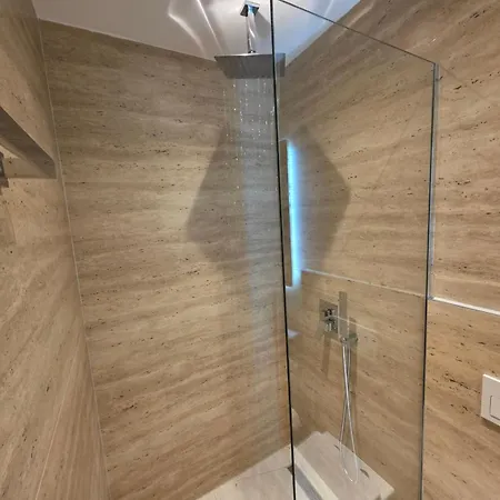 Apartment Veliaj