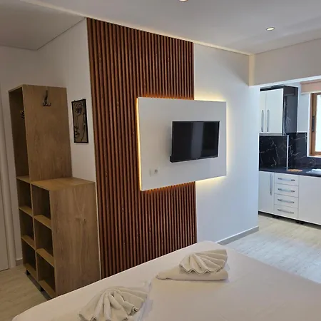 Veliaj Apartment *