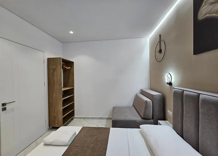 Apartament Veliaj *