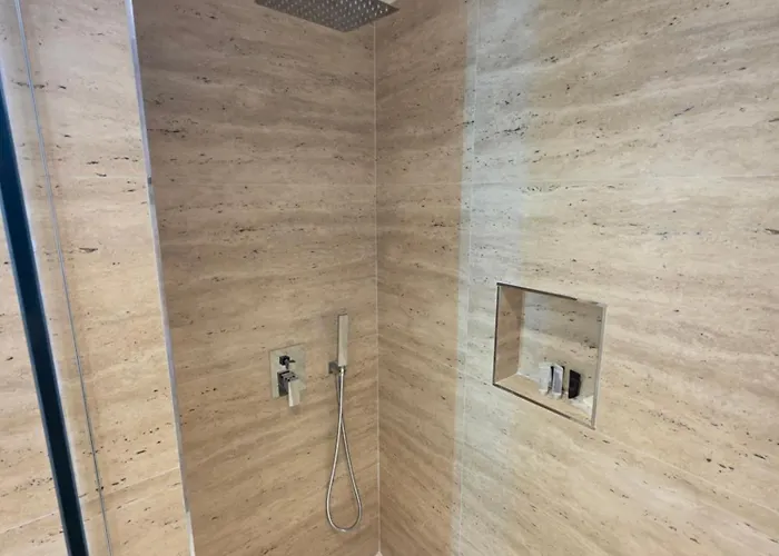 Veliaj Apartament *