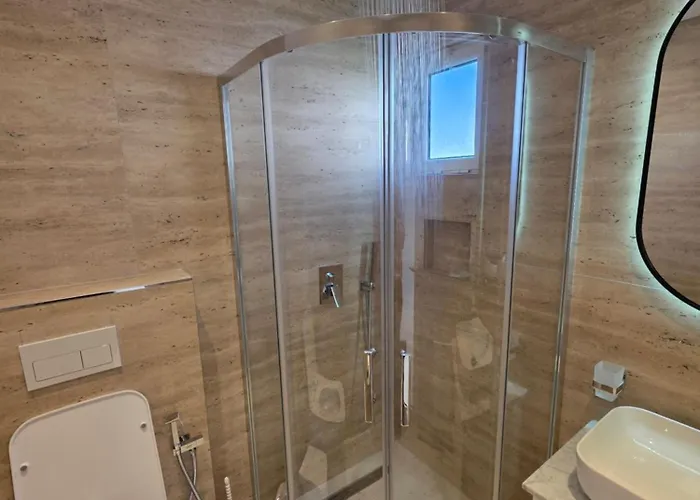 Apartament Veliaj